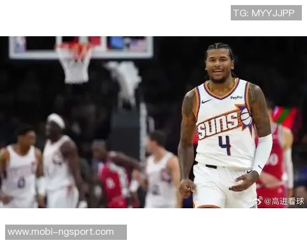 杰伦格林次节腿筋受伤退赛全场表现不佳仅得4分1板1助希望无大碍